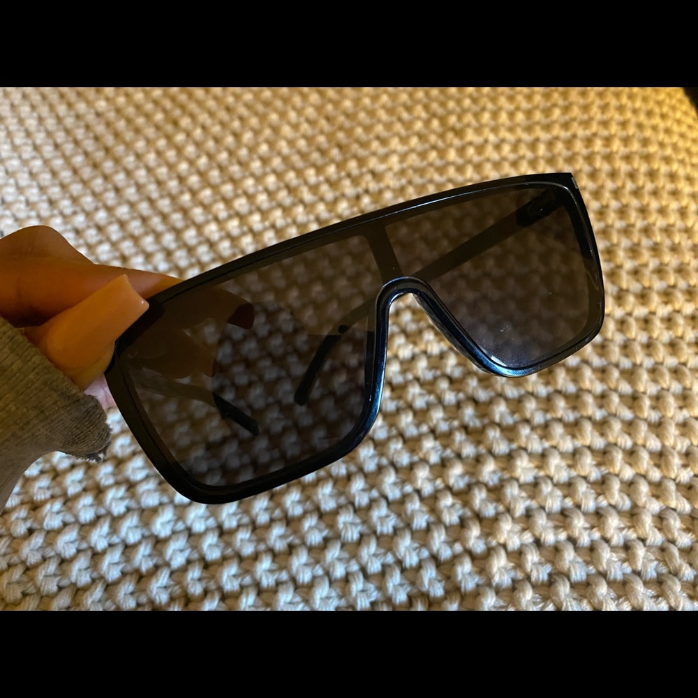 YSL Sunglasses (season 20)